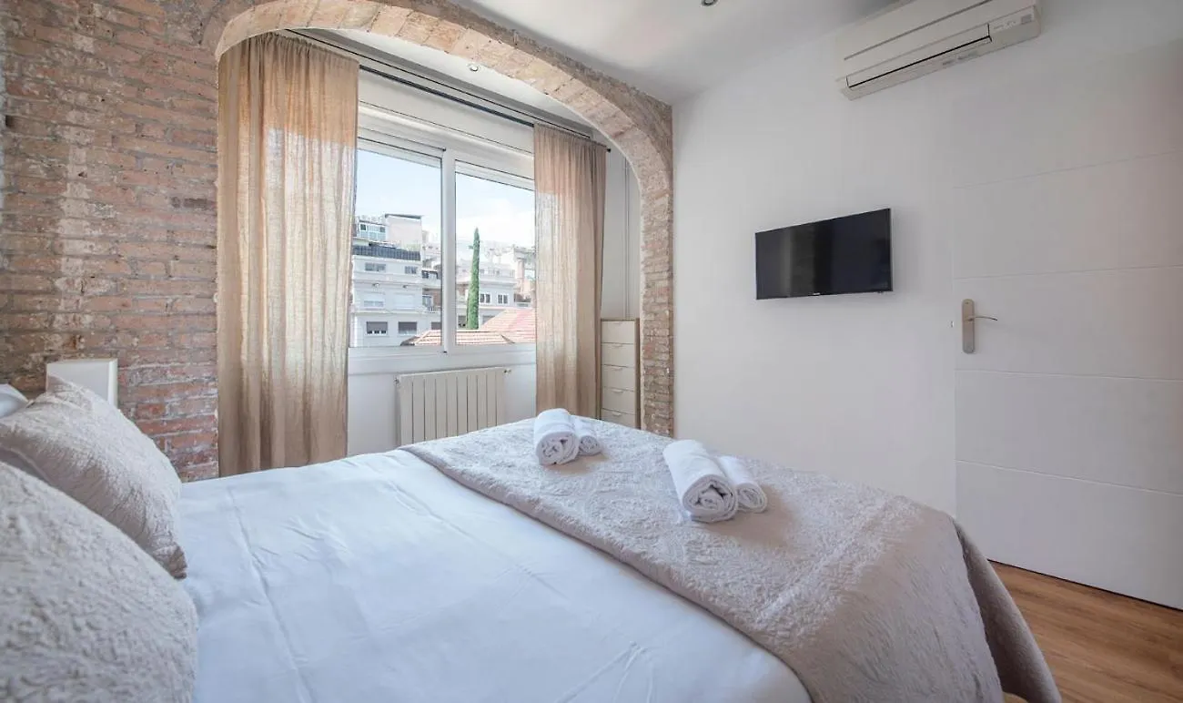 Apartamento De Cuatro Dormitorios En Calle Aribau You Stylish Apartments Barcelona
