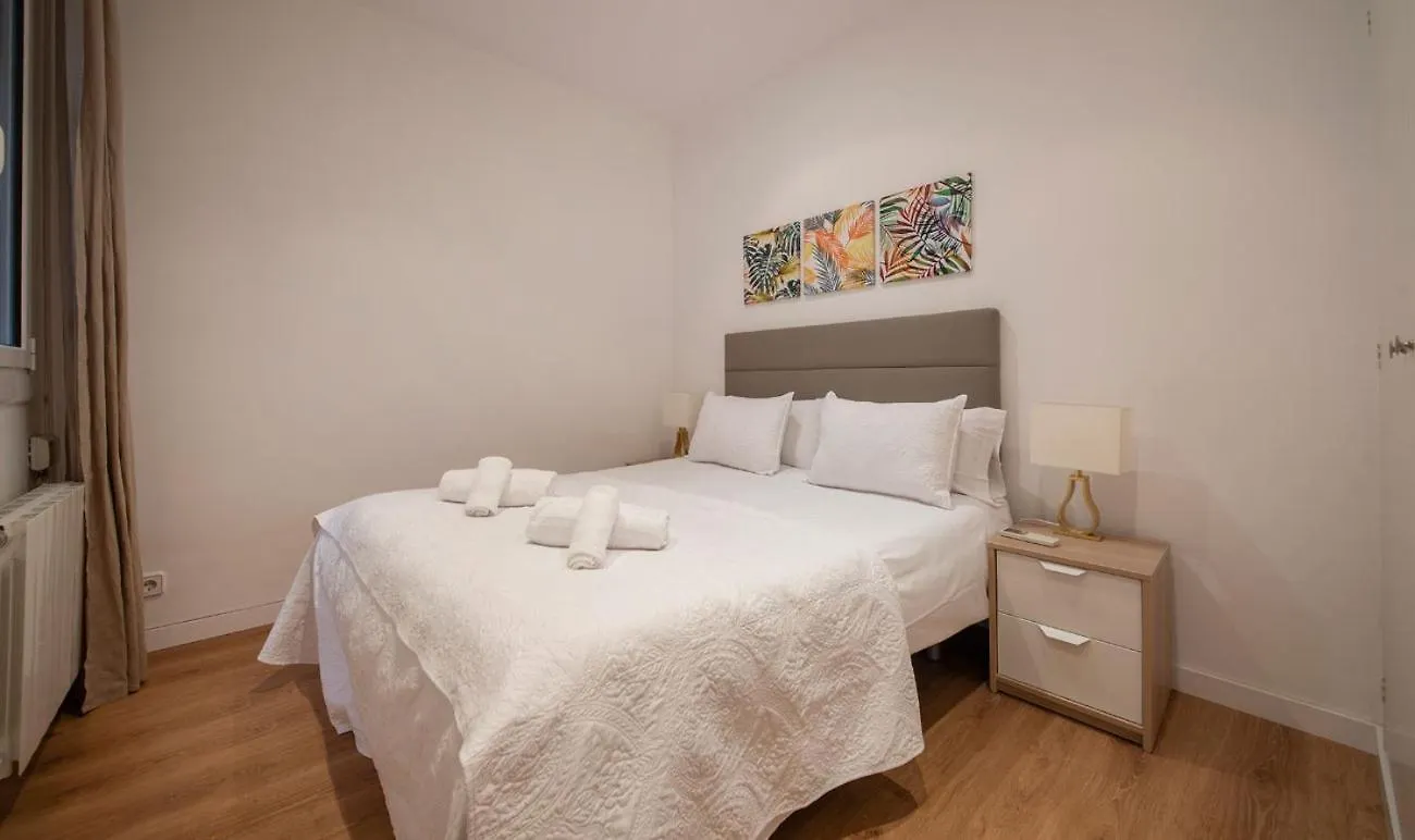 Apartamento De Cuatro Dormitorios En Calle Aribau You Stylish Apartments Barcelona
